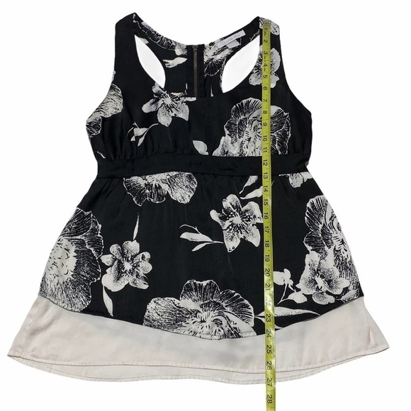 CHARLOTTE Russe Layered Floral Sleeveless Blouse - Picture 9 of 10